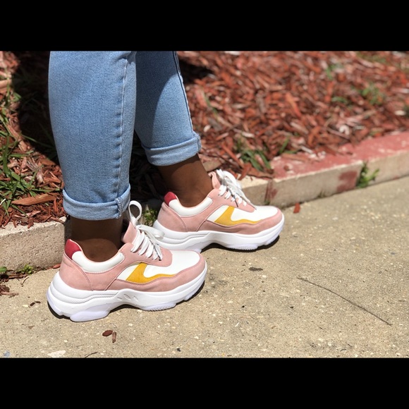 CeCe - Picture 3 of 3